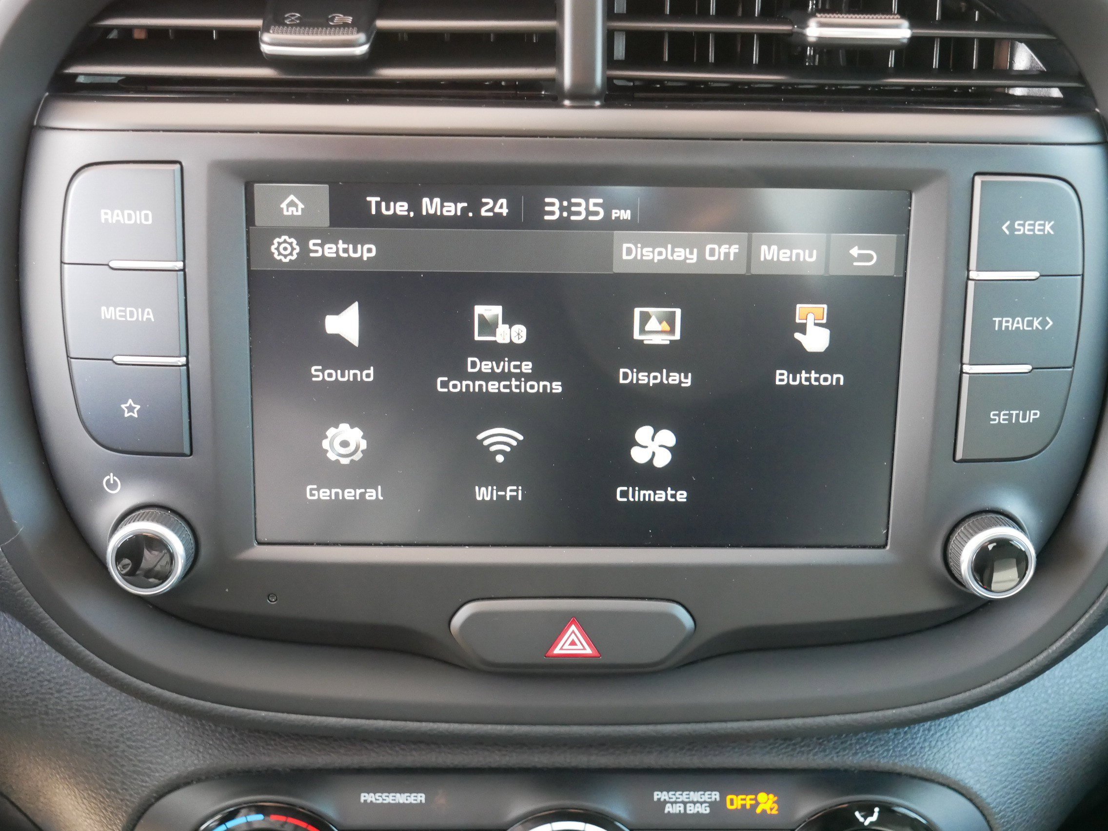 Certified 2025 Kia Soul LX w/ LX Technology Package FWD image 30