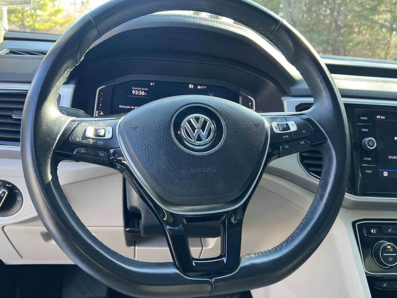 Used 2019 Volkswagen Atlas SEL image 18