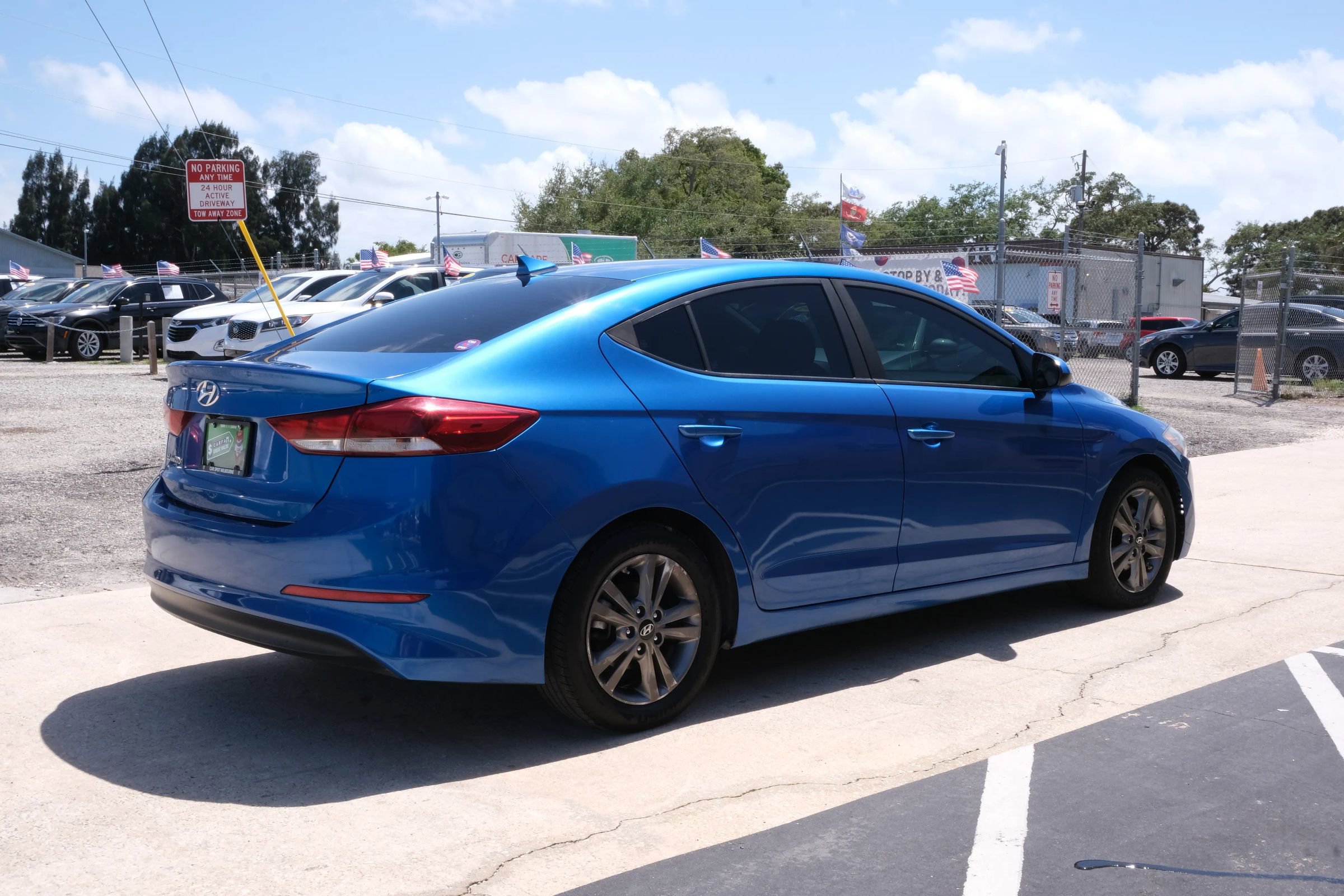 Used 2018 Hyundai Elantra SEL FWD image 5