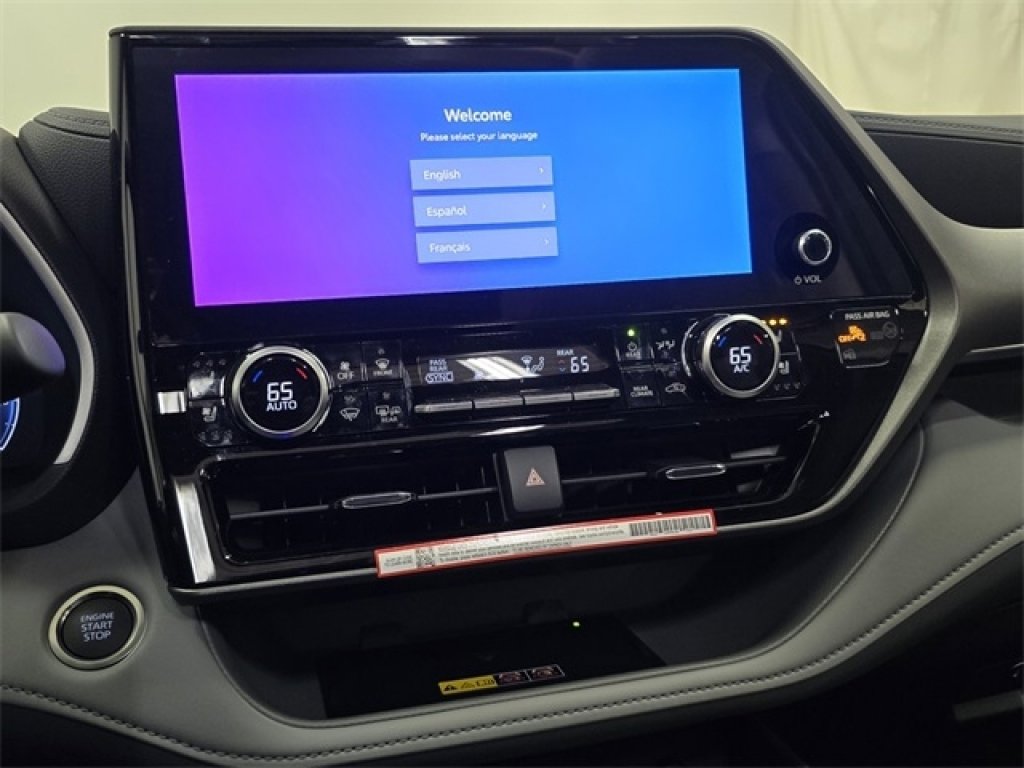 New 2026 Toyota Highlander Limited image 31