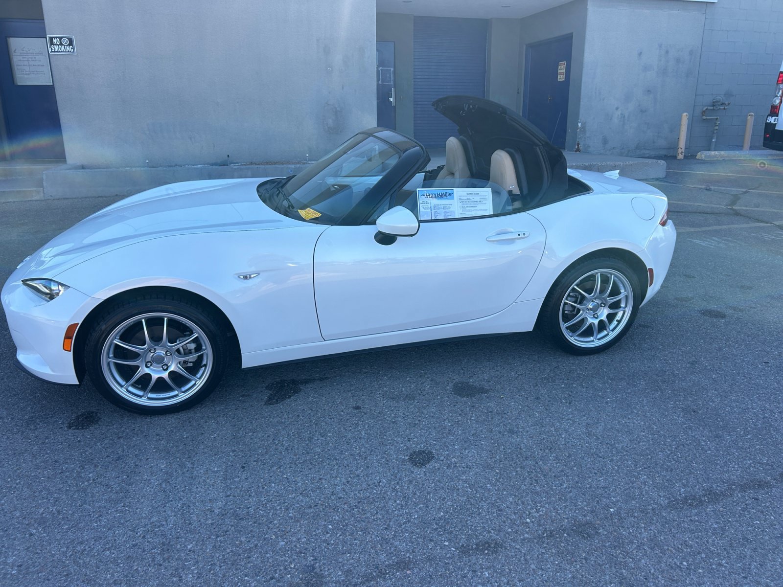 Used 2024 MAZDA MX-5 Miata Grand Touring RWD image 24