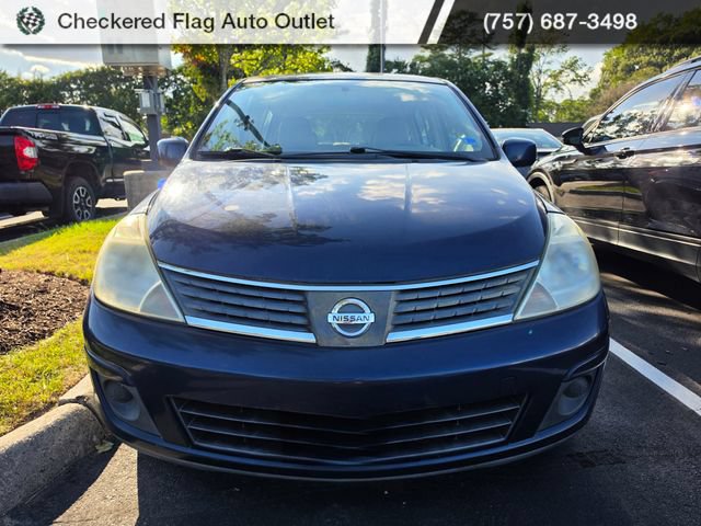 Used 2008 Nissan Versa Hatchback w/ Convenience Pkg FWD image 2