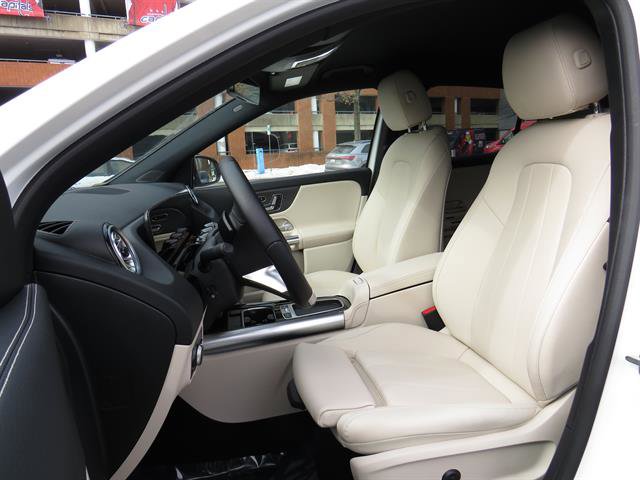 Used 2025 Mercedes-Benz GLA 250 4MATIC image 19