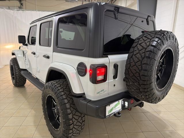 Used 2018 Jeep Wrangler Unlimited Sahara w/ Uconnect 4C Nav & Sound Group image 3