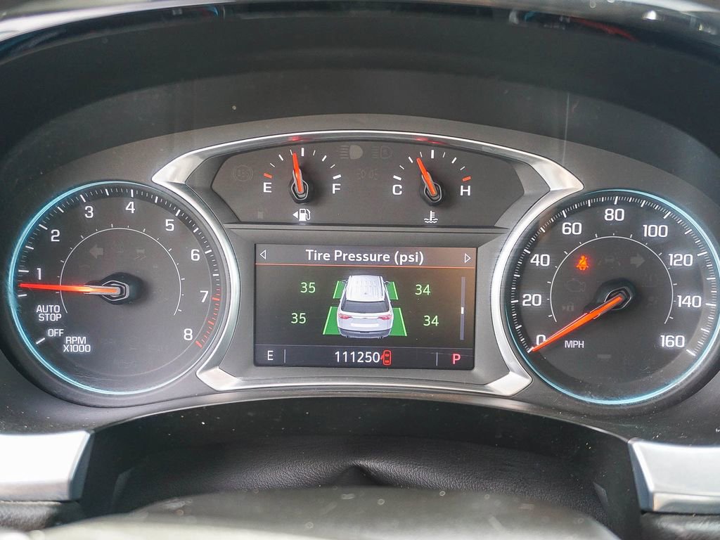 Used 2021 Chevrolet Traverse LT image 21