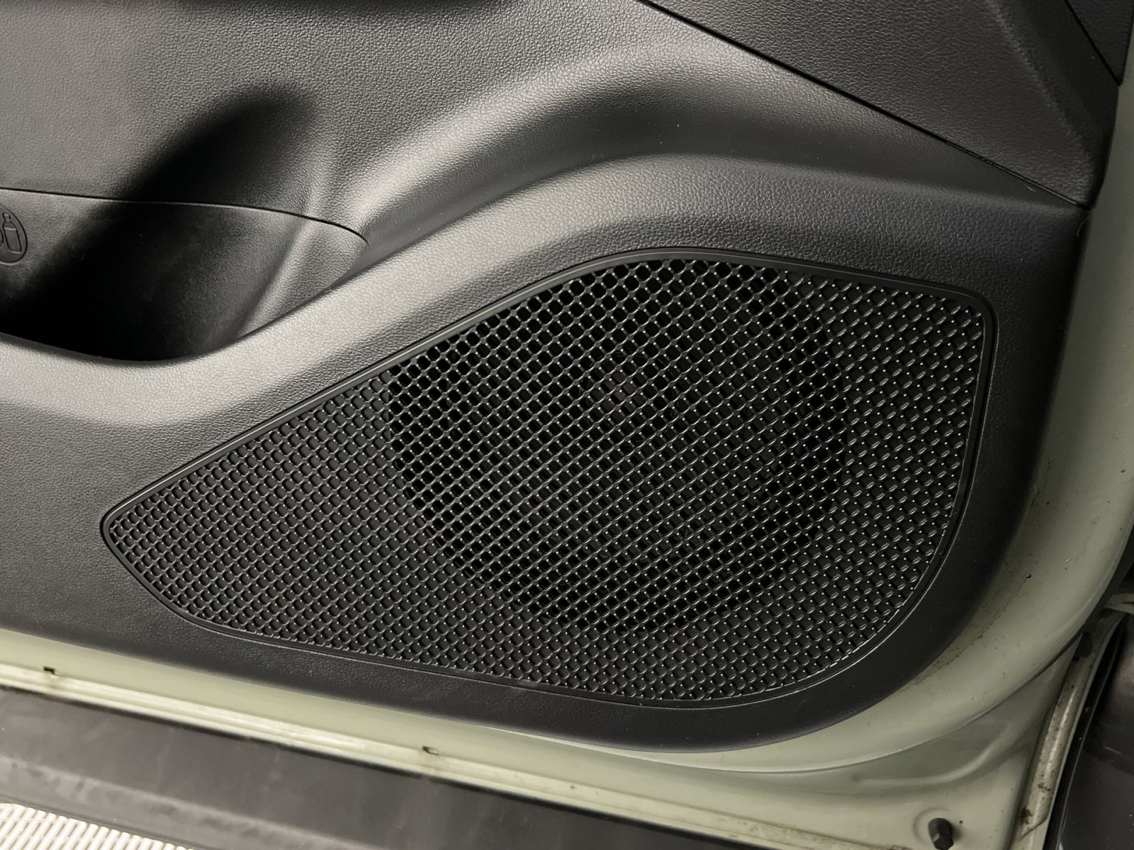 Used 2022 Hyundai Santa Cruz SEL w/ Activity Package image 35