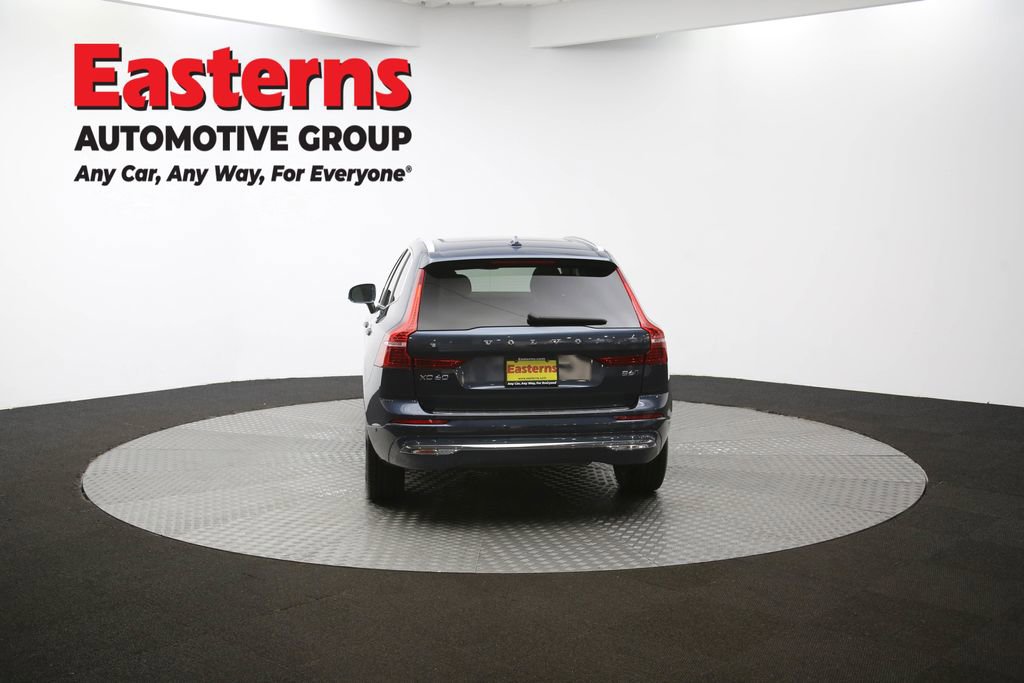 Used 2022 Volvo XC60 B6 Inscription image 37