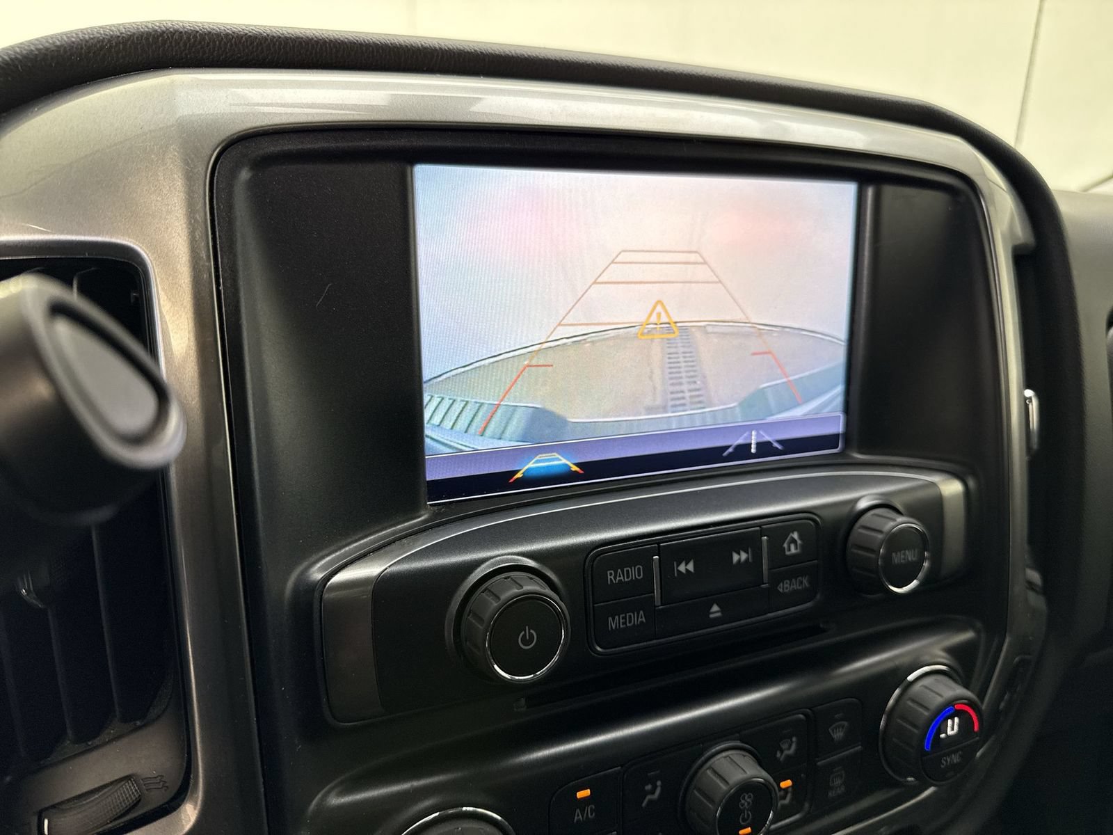 Used 2016 Chevrolet Silverado 2500 LT w/ LT Convenience Package AWD/4WD image 9