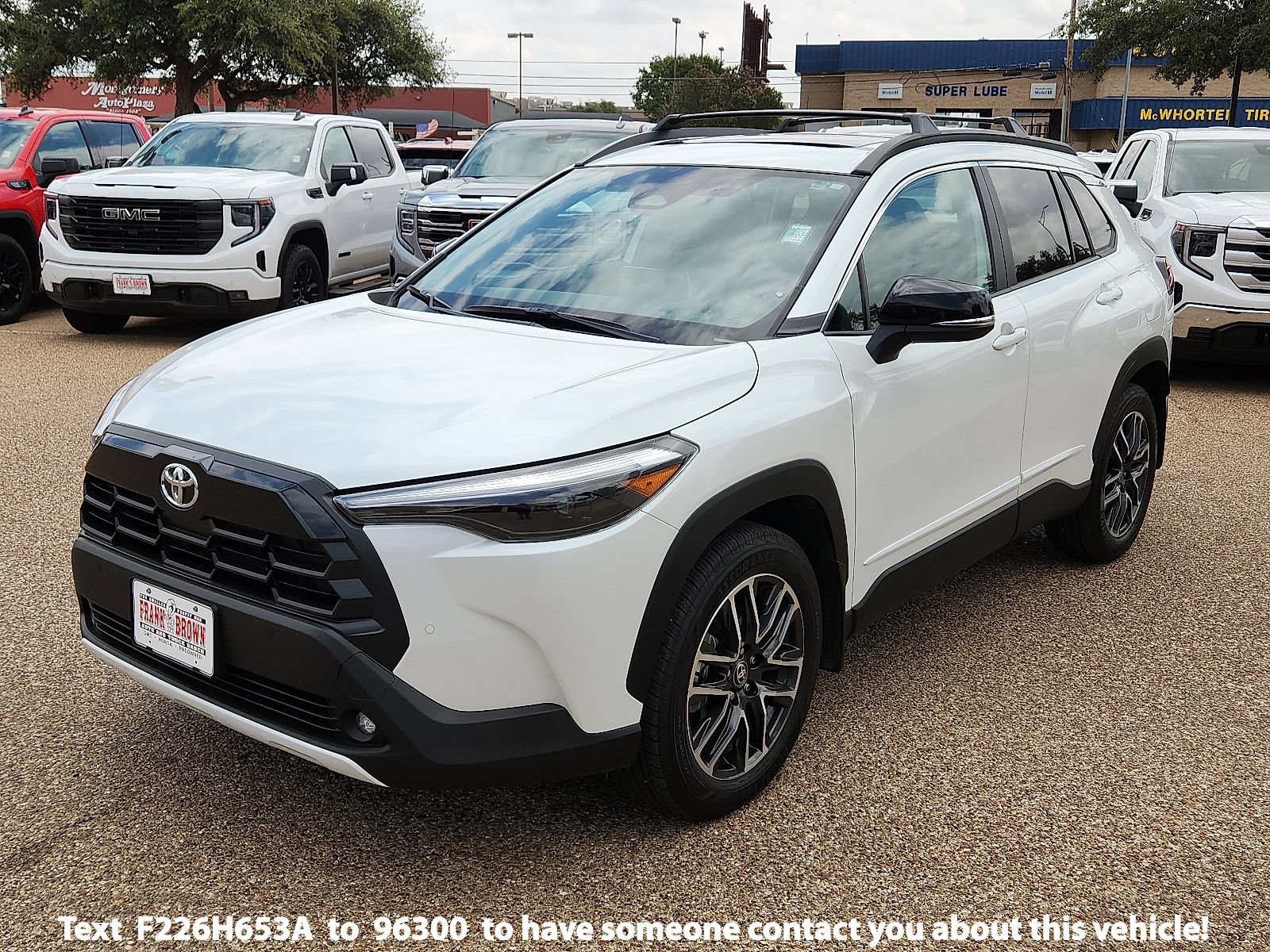 Used 2026 Toyota Corolla Cross XLE w/ Convenience Package FWD image 1