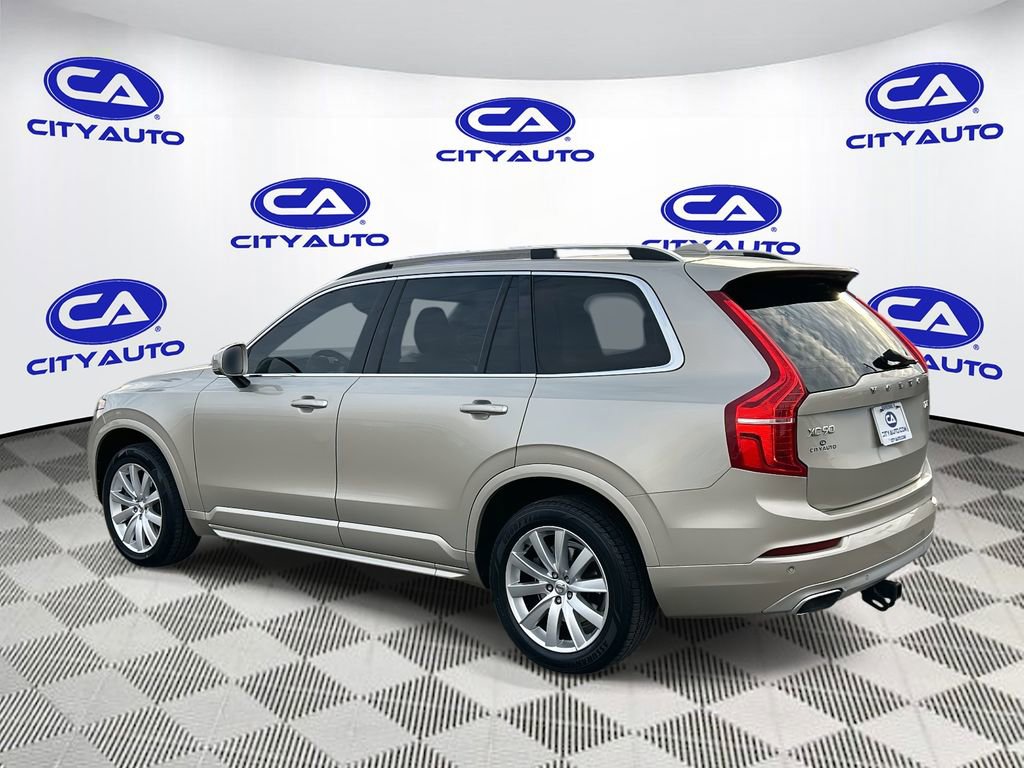 Used 2016 Volvo XC90 T6 Momentum image 6