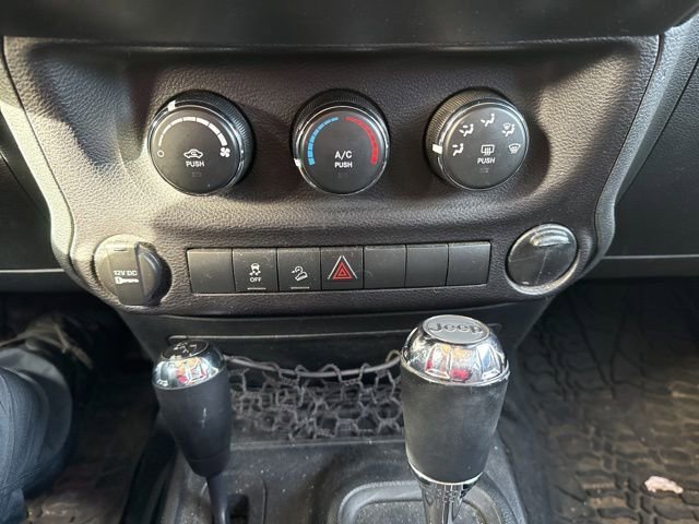 Used 2016 Jeep Wrangler Unlimited Sport image 14