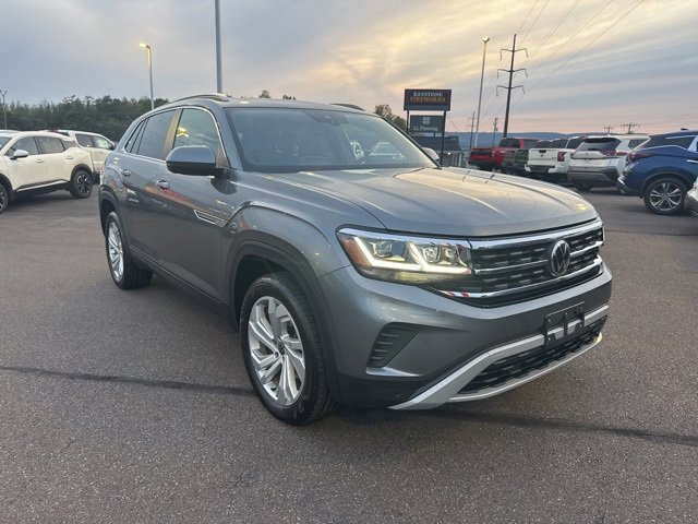 Used 2021 Volkswagen Atlas Cross Sport SEL image 3