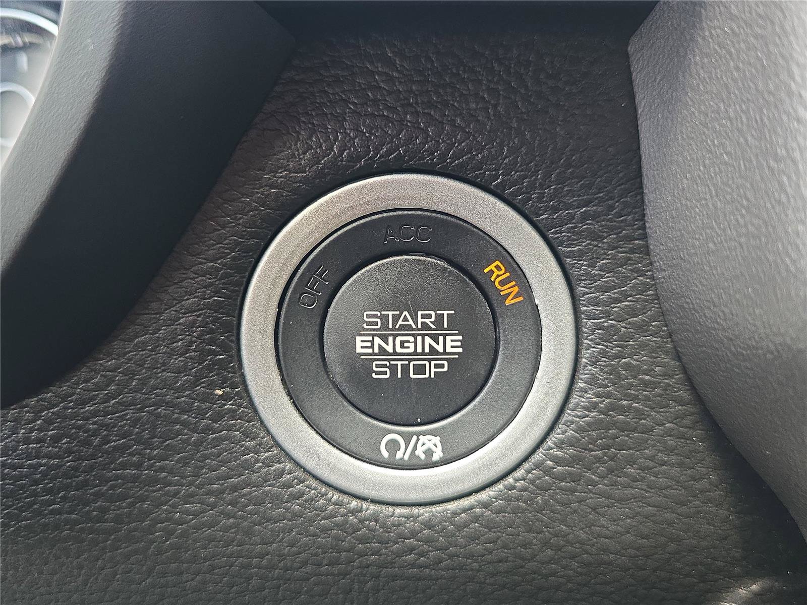 Used 2023 RAM 1500 Laramie AWD/4WD image 25
