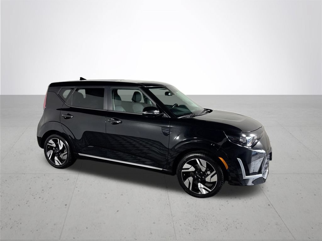 Certified 2023 Kia Soul GT-Line FWD image 5