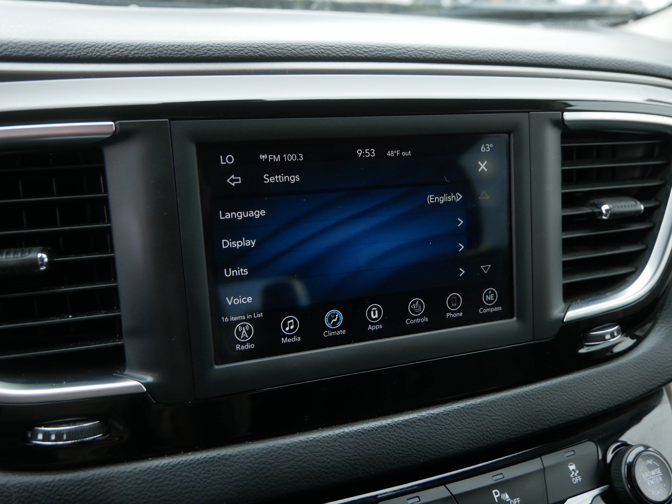 Used 2020 Chrysler Pacifica Touring-L FWD image 31