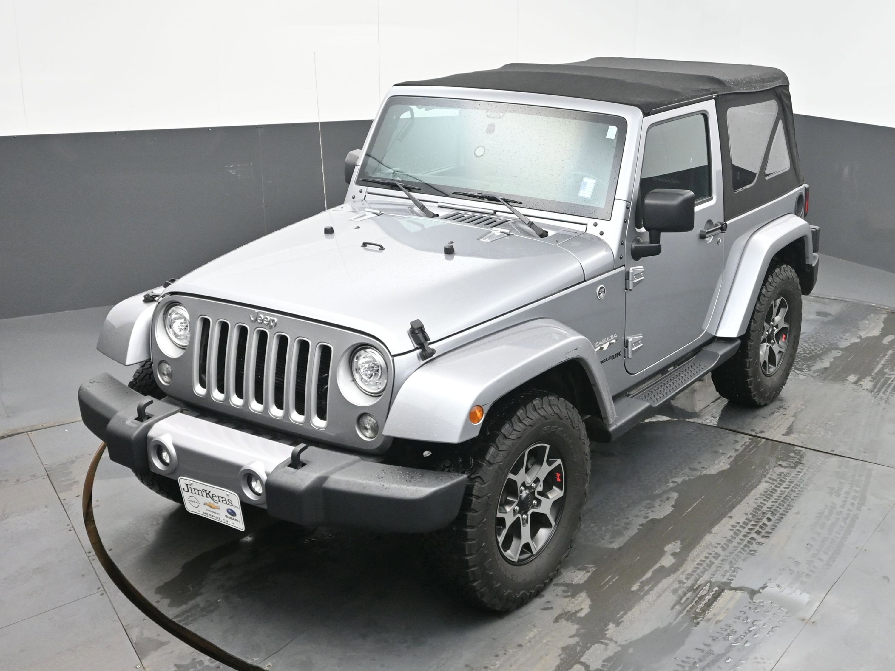 Used 2018 Jeep Wrangler Sahara w/ Connectivity Group image 32