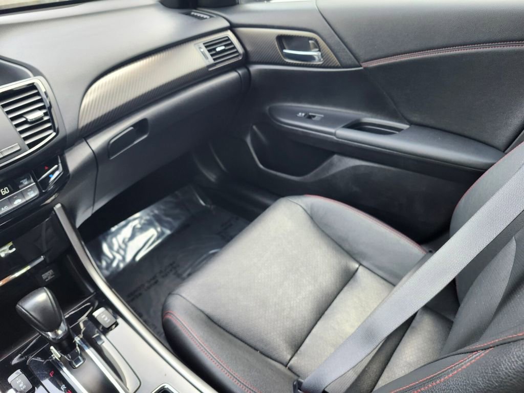Used 2017 Honda Accord Sport Special Edition image 13