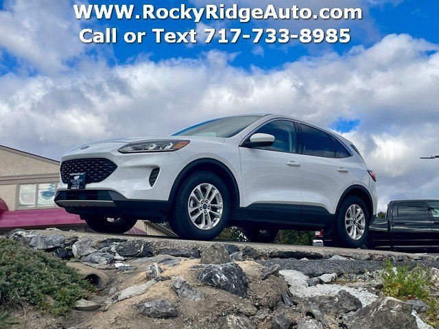 Used 2021 Ford Escape SE image 1