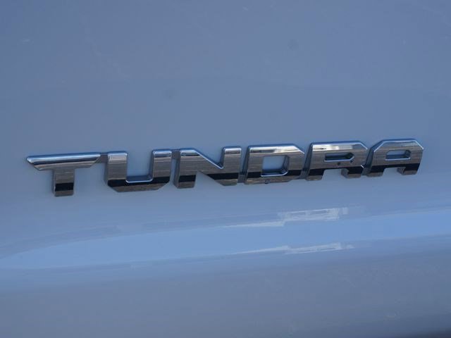 Used 2021 Toyota Tundra SR5 w/ SR5 Upgrade Package AWD/4WD image 16