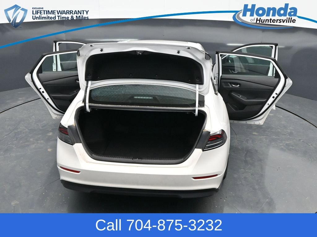 Used 2023 Honda Accord Sport image 29