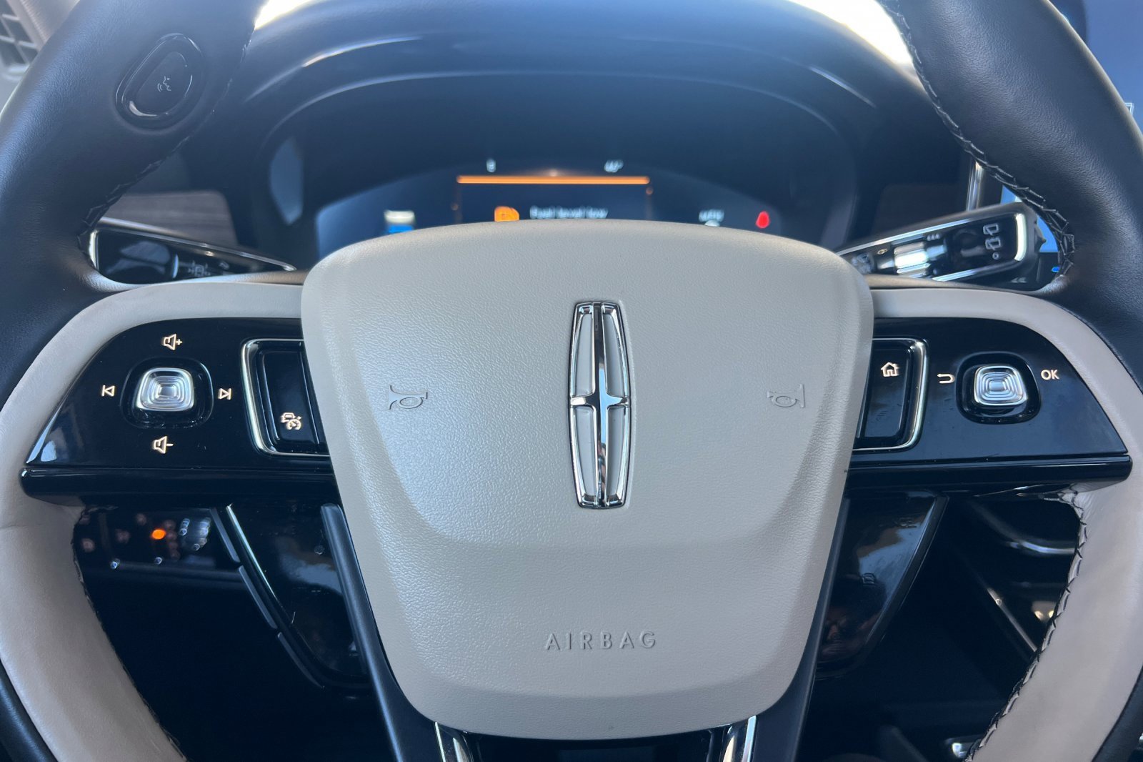 Certified 2025 Lincoln Corsair Grand Touring w/ Equipment Group 301A image 24