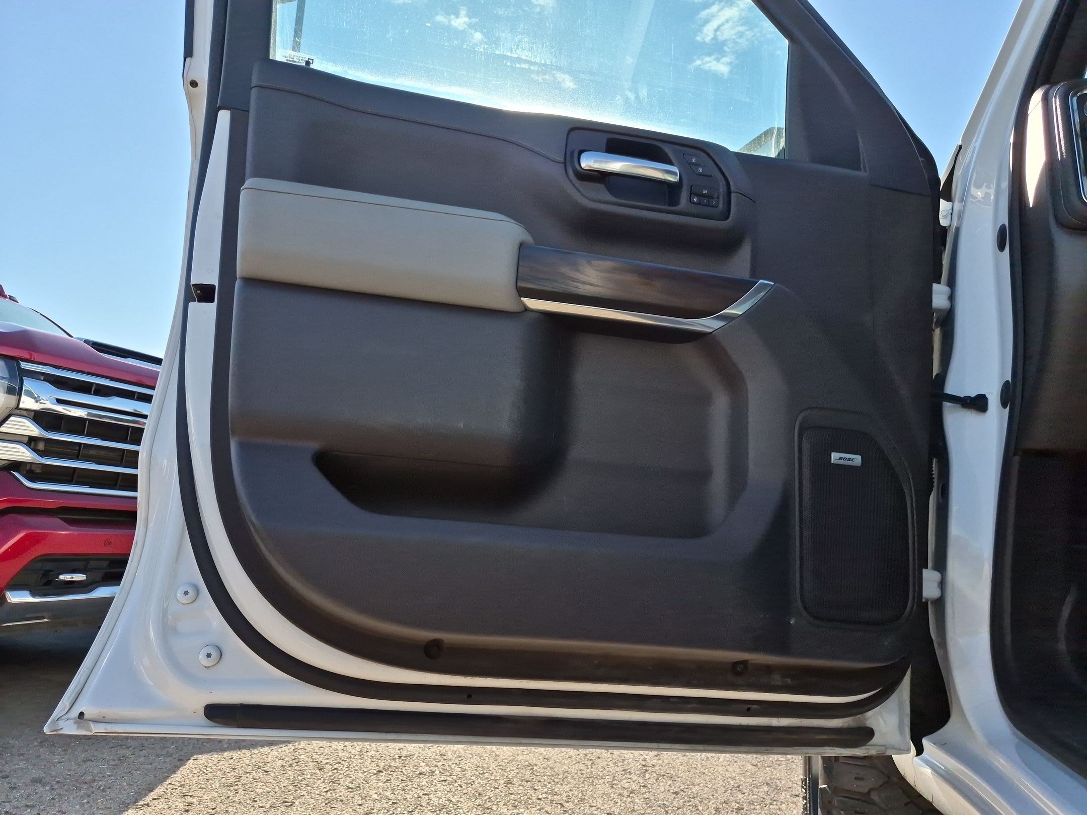 Used 2020 GMC Sierra 1500 SLT w/ SLT Convenience Package AWD/4WD image 12