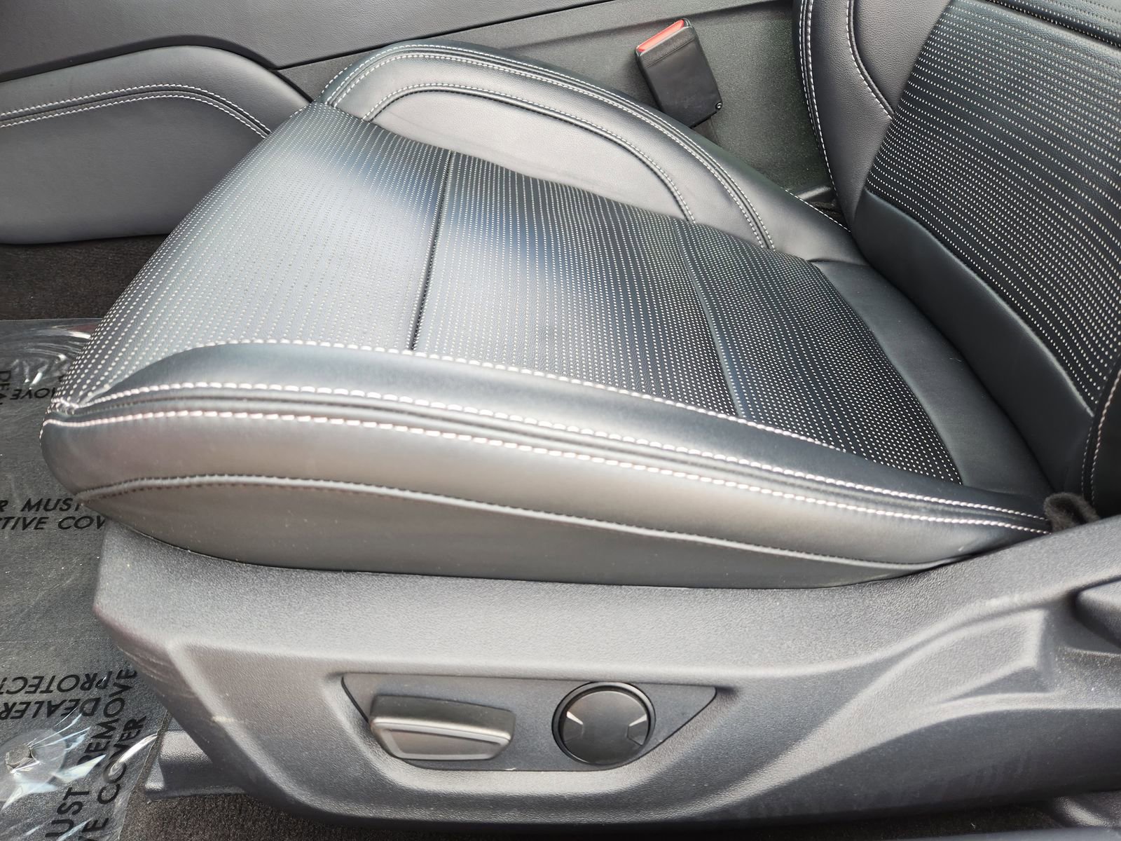 Used 2024 Ford Mustang GT Premium image 27