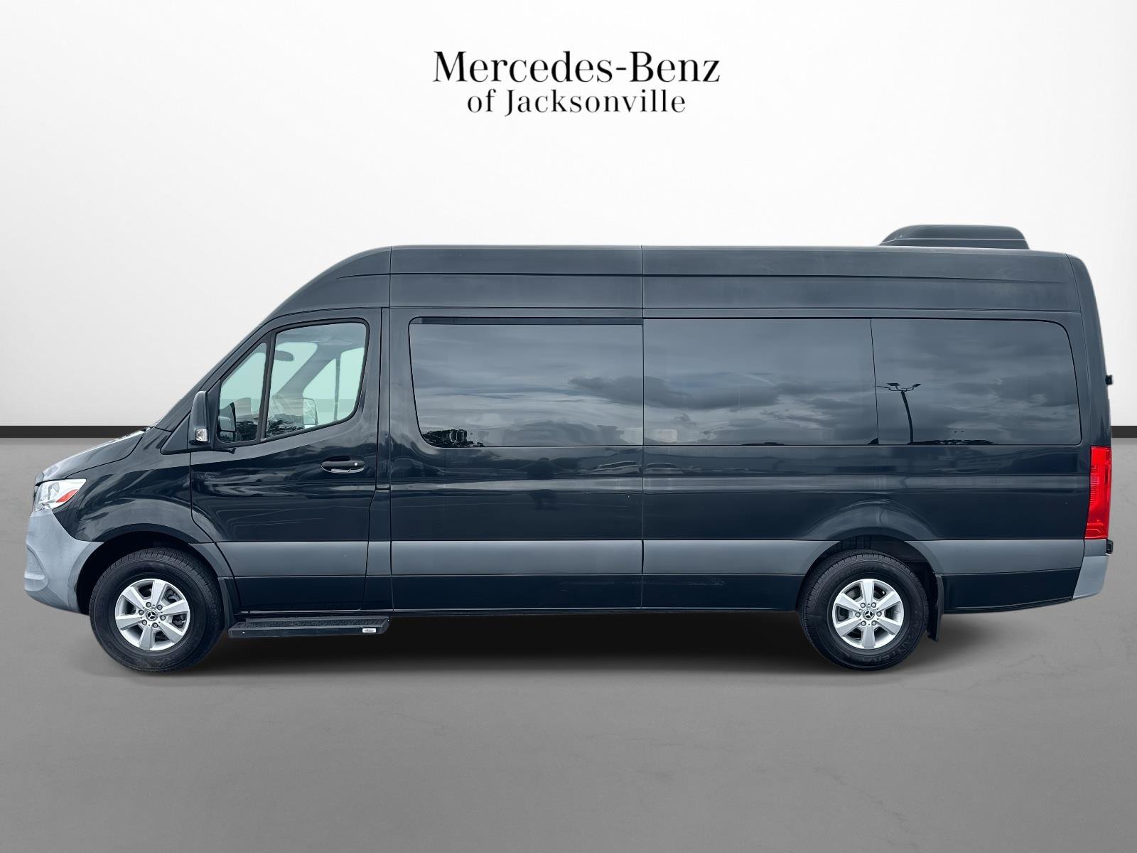 Used 2020 Mercedes-Benz Sprinter 2500 image 6