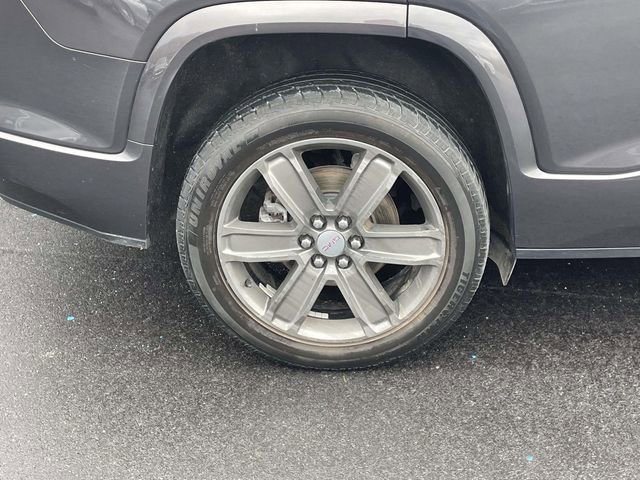 Used 2017 GMC Acadia Denali w/ Technology Package image 9