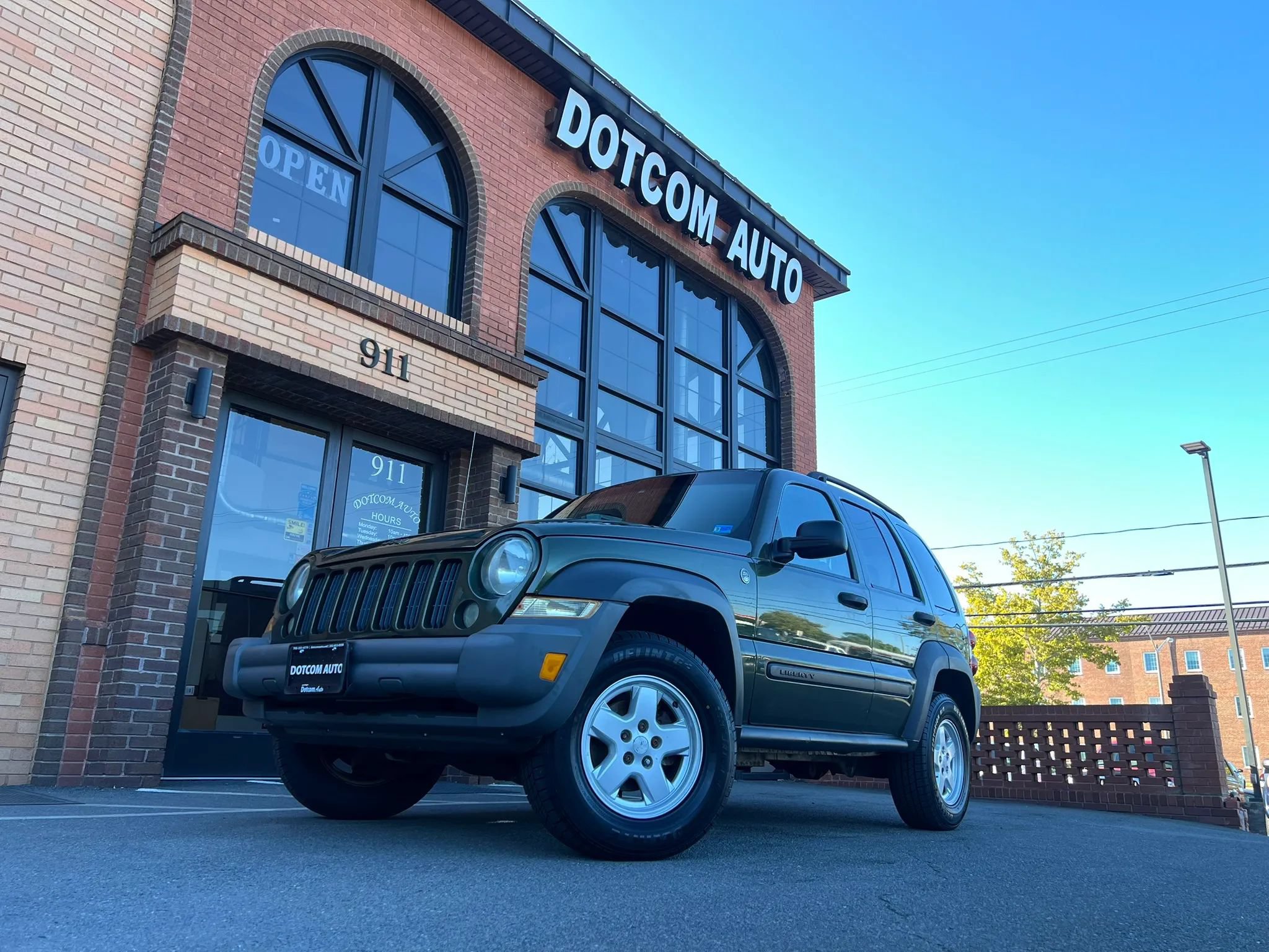 Used 2007 Jeep Liberty Sport AWD/4WD image 3