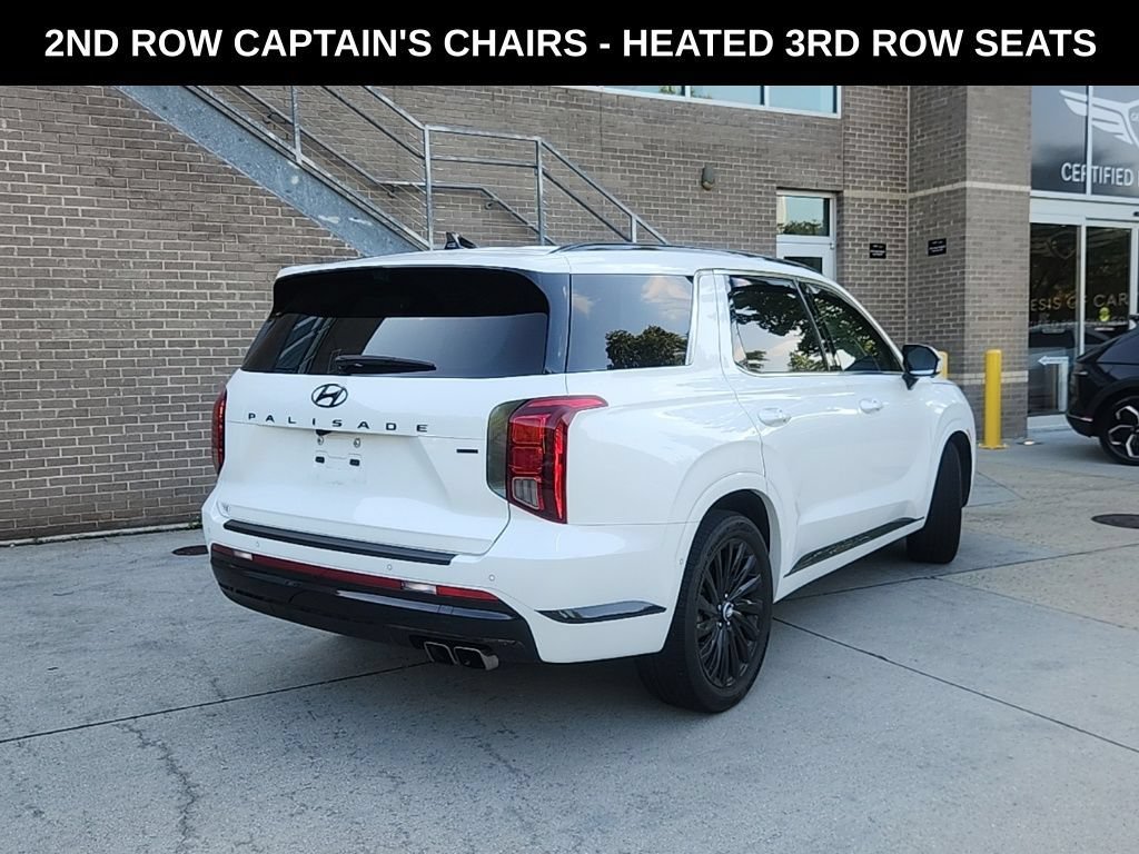 Used 2024 Hyundai Palisade Calligraphy AWD/4WD image 2