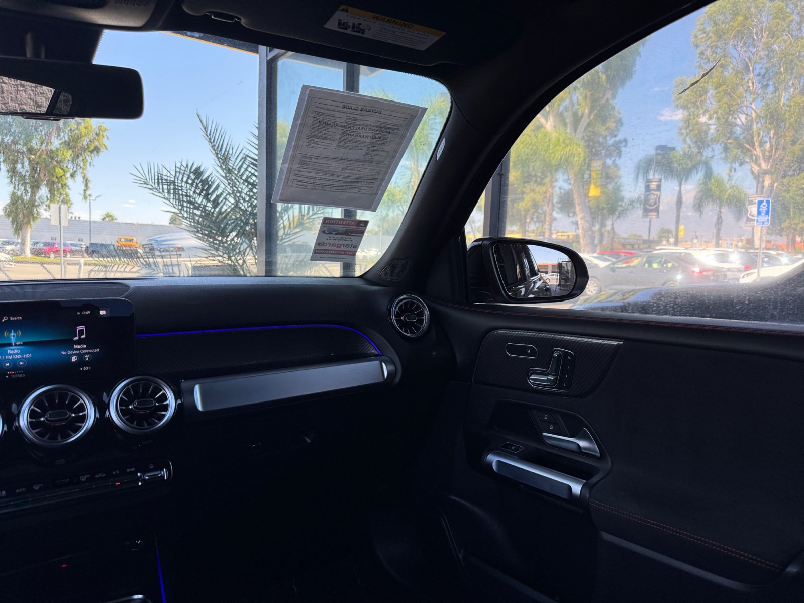 Used 2023 Mercedes-Benz GLB 250 image 23