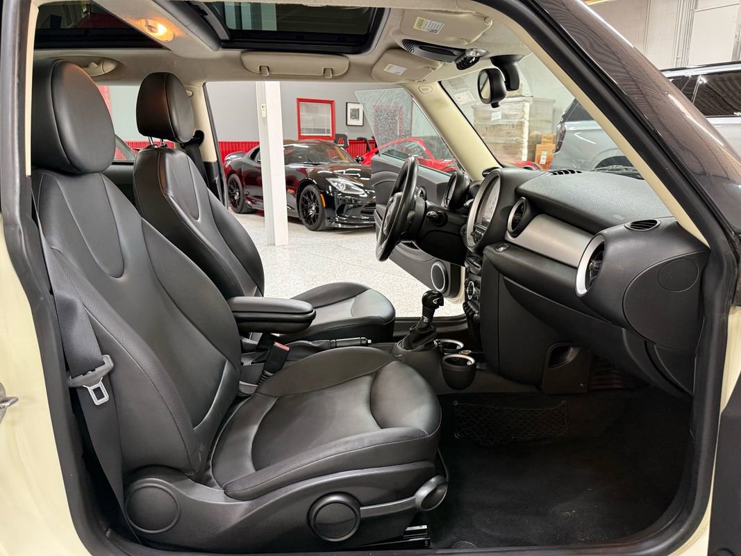 Used 2012 MINI Cooper Hardtop image 19