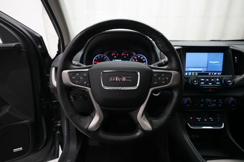 Used 2018 GMC Terrain Denali w/ Advanced Safety Package AWD/4WD image 4