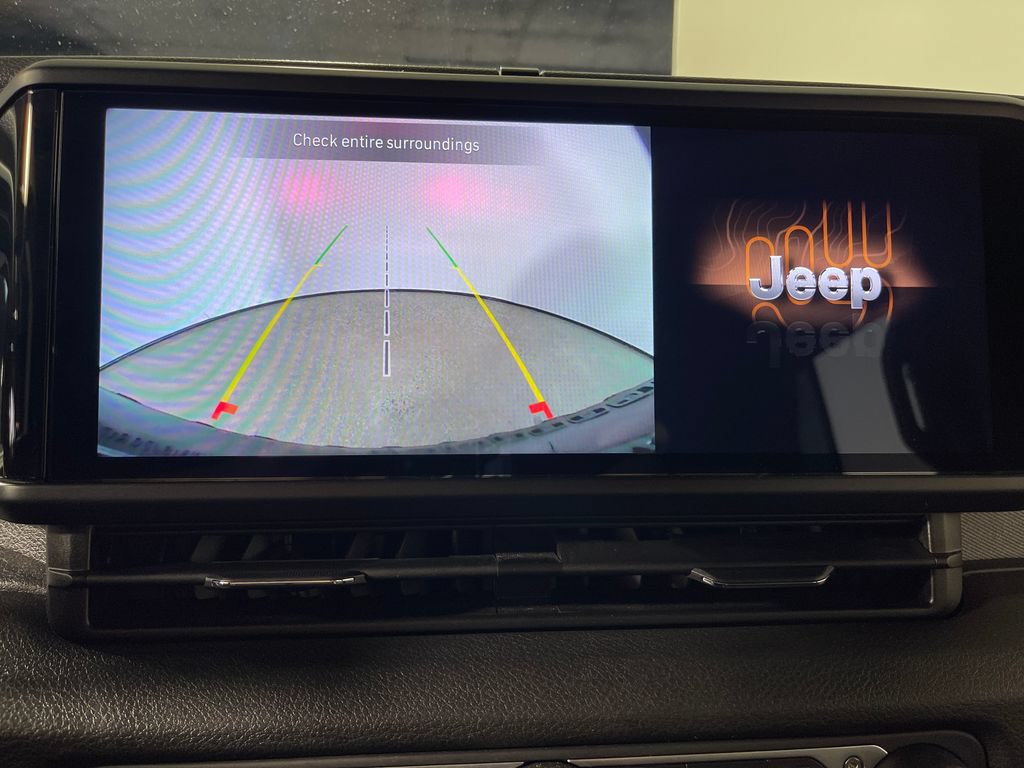 Used 2025 Jeep Wrangler Unlimited Sport AWD/4WD image 23