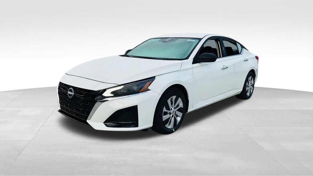 Certified 2025 Nissan Altima 2.5 S FWD video 3