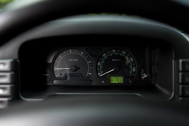 Used 2004 Land Rover Discovery S AWD/4WD image 10