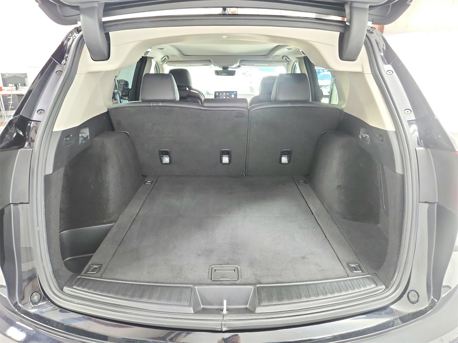 Used 2023 Acura RDX w/ Technology Package image 42