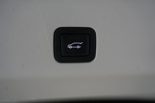 Used 2024 Cadillac Escalade Sport Platinum AWD/4WD image 12