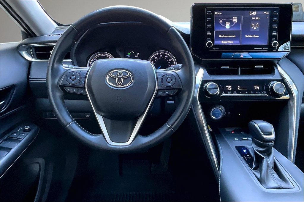 Used 2022 Toyota Venza LE AWD/4WD image 9
