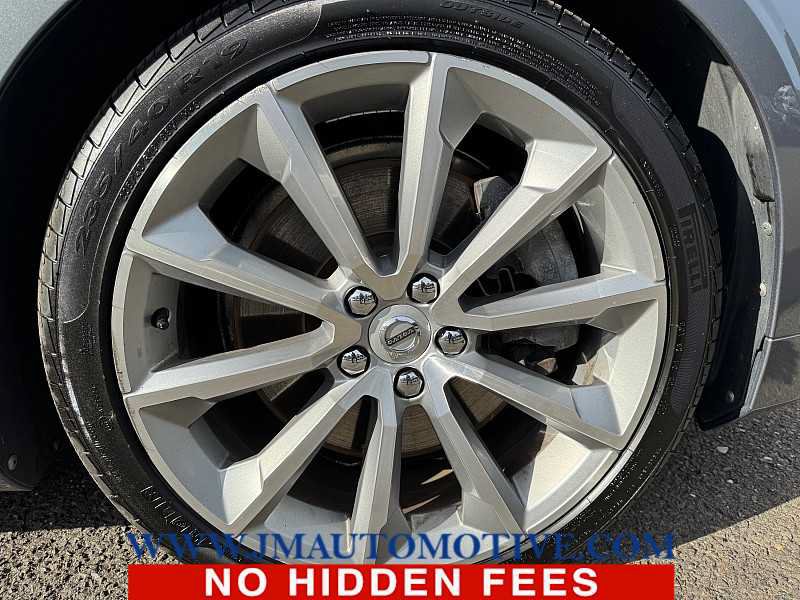 Used 2020 Volvo S60 T6 Momentum w/ Premium Package AWD/4WD image 9
