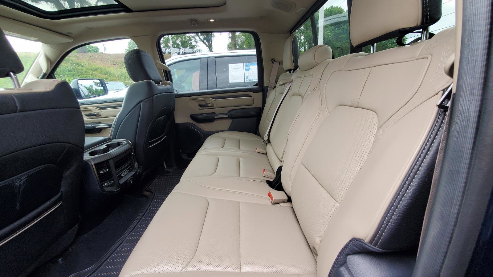 Used 2019 RAM 1500 Limited w/ Advanced Safety Group AWD/4WD image 5