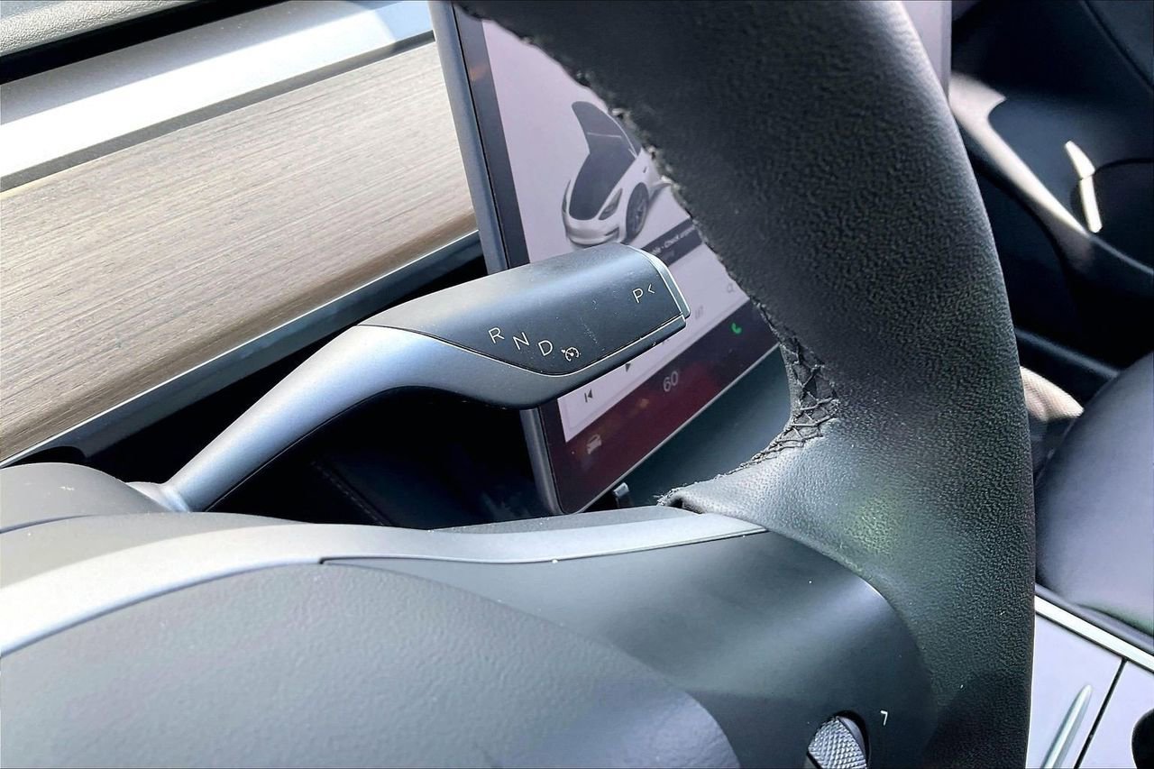 Used 2022 Tesla Model 3 Long Range image 33