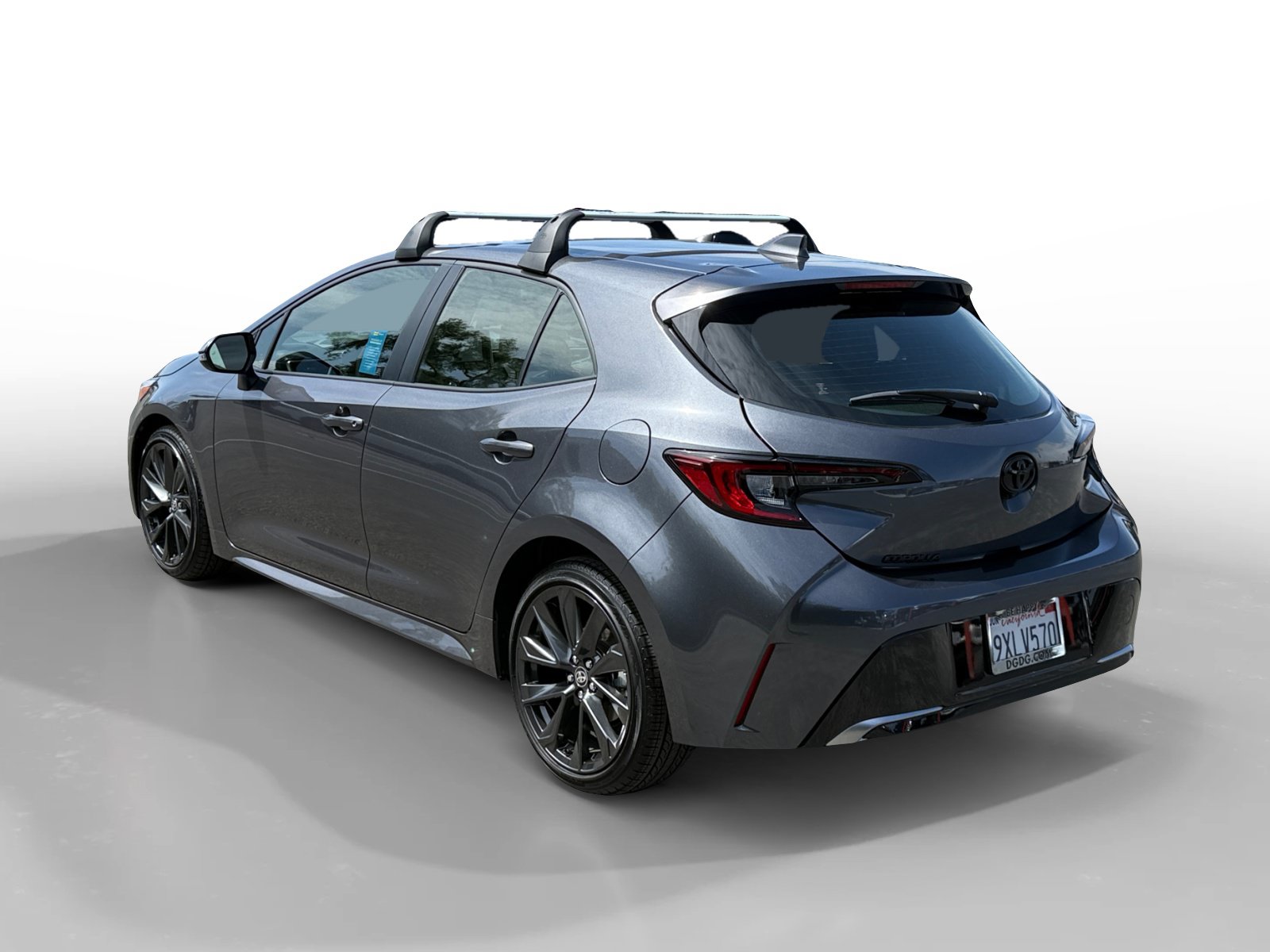 Used 2025 Toyota Corolla XSE FWD image 3