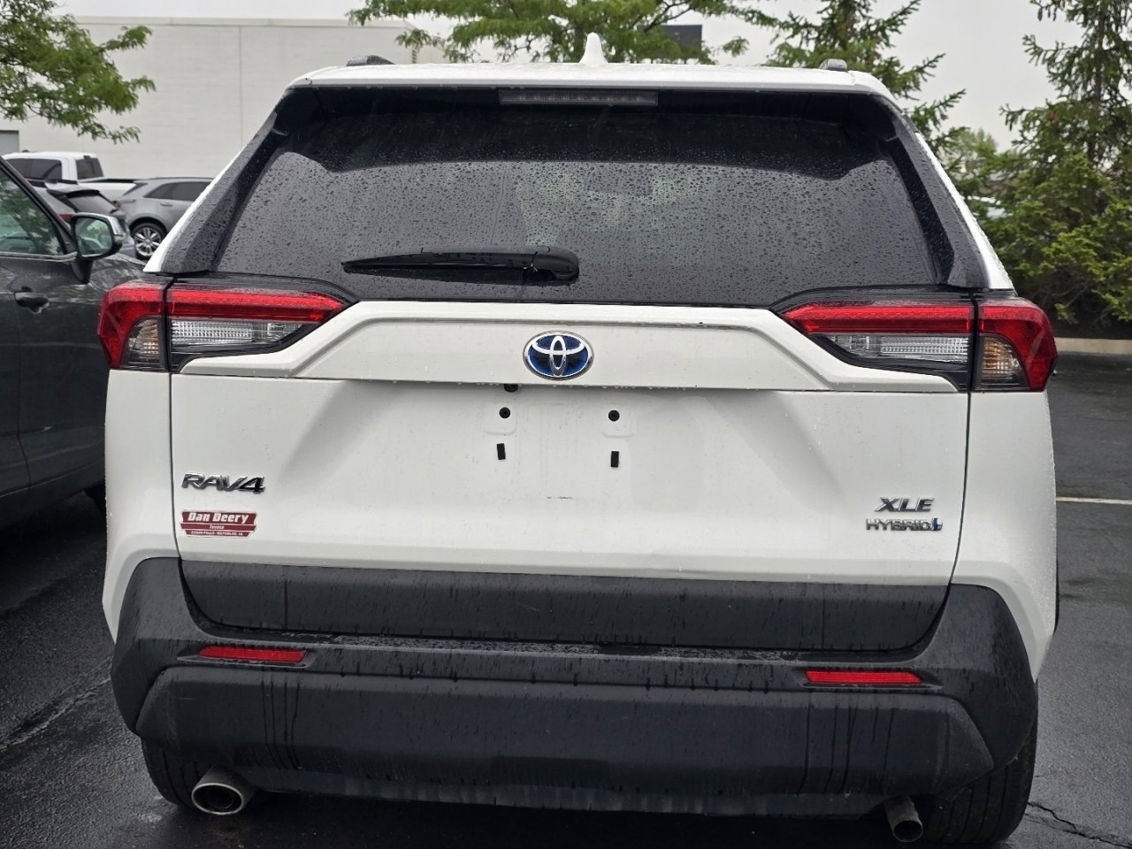 Used 2022 Toyota RAV4 XLE w/ Convenience Package AWD/4WD image 6