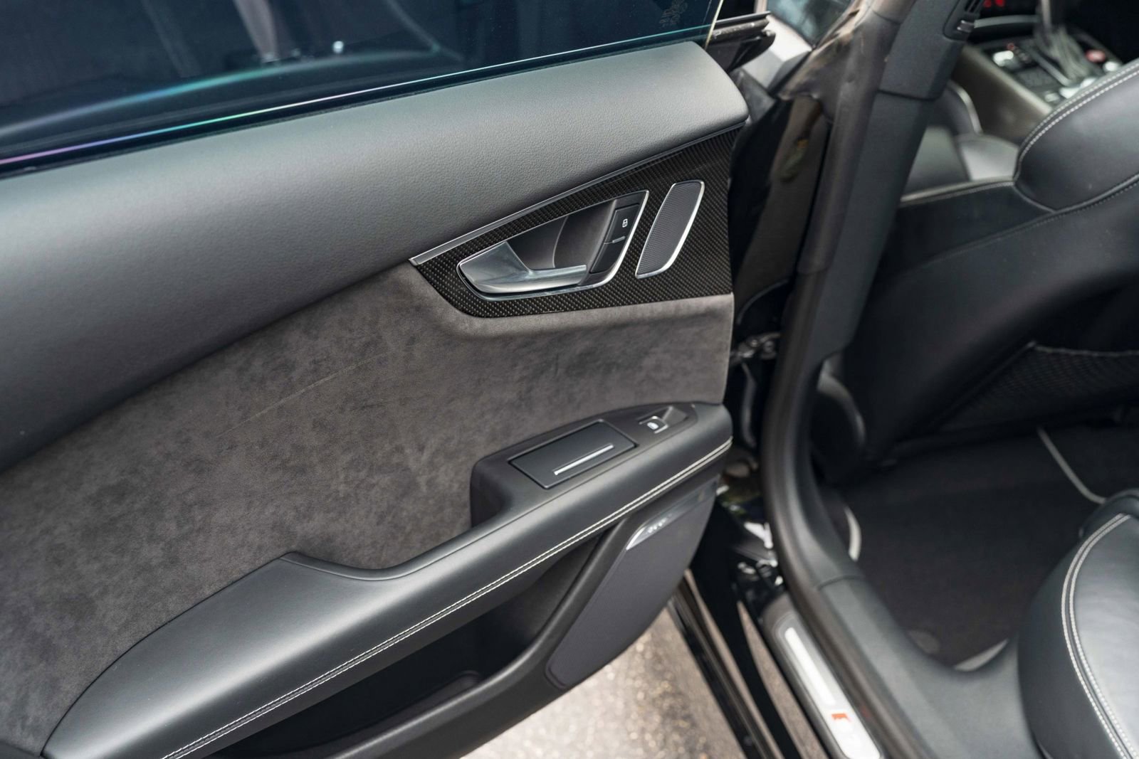 Used 2017 Audi S7 Premium Plus w/ S7 Sport Package image 30