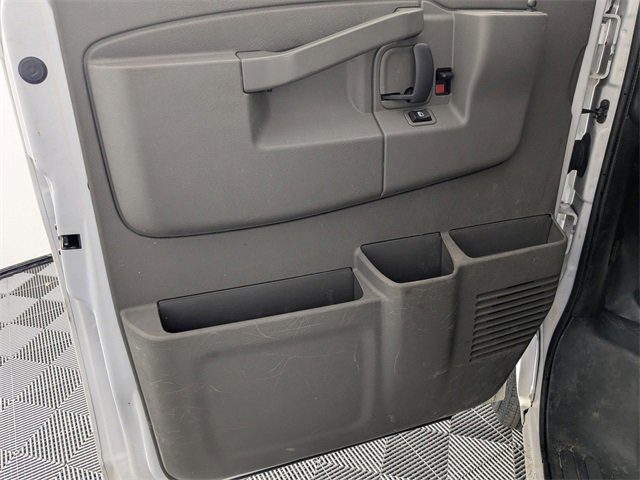 Used 2022 Chevrolet Express 2500 w/ Driver Convenience Package image 10