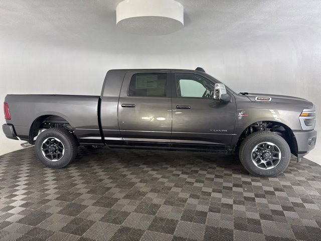 New 2025 RAM 2500 Laramie AWD/4WD image 6