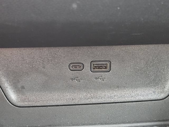 Used 2025 Chevrolet Equinox RS w/ Safety and Technology Package FWD image 8