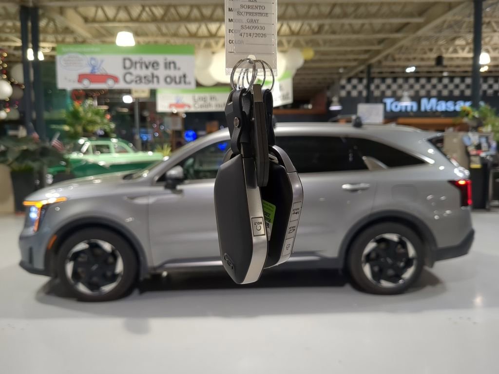 Used 2025 Kia Sorento SX Prestige image 4